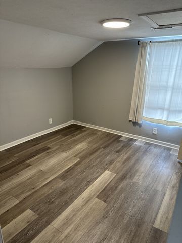 1720 Knowles St Unit B, Nashville, TN 37208