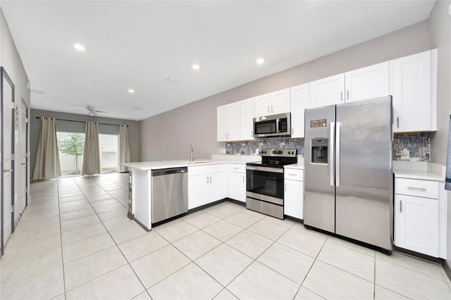 2060 VIEWFINDER STREET, Kissimmee, FL 34758