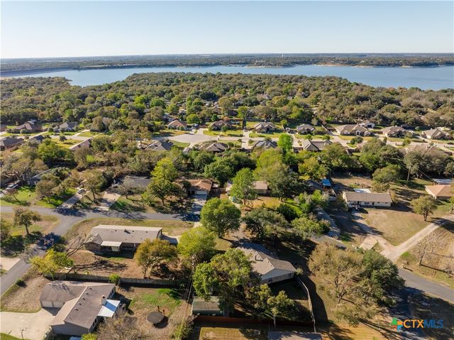 206 WOODLAND Trail, Belton, TX 76513