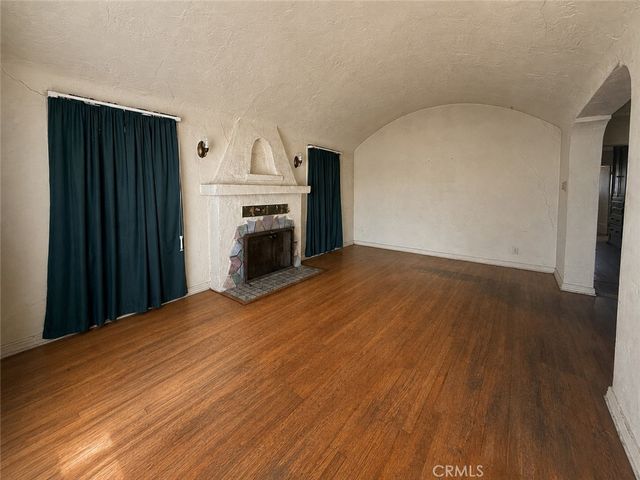 2211 W 79th Street, Inglewood, CA 90305
