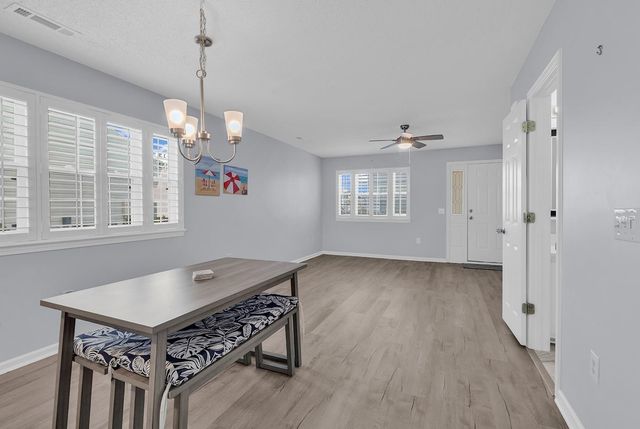 611 2nd Ave S Apt 16E, North Myrtle Beach, SC 29582