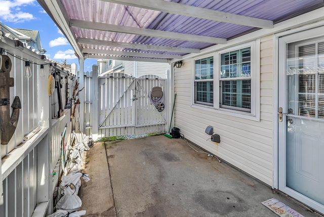 611 2nd Ave S Apt 16E, North Myrtle Beach, SC 29582