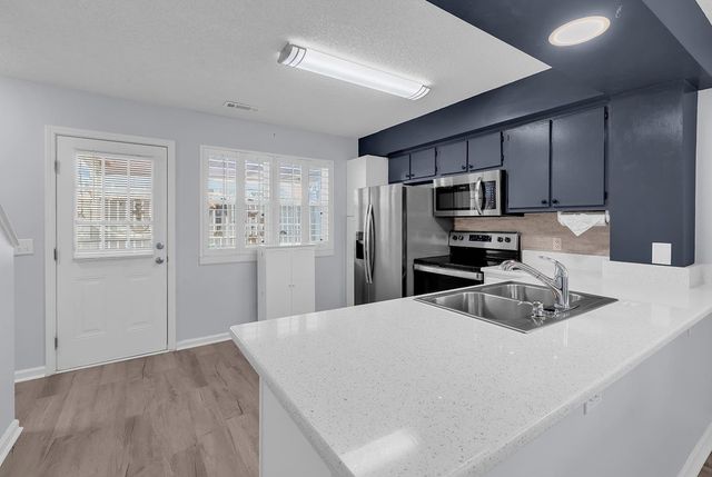 611 2nd Ave S Apt 16E, North Myrtle Beach, SC 29582