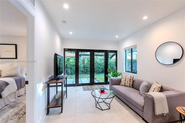 360 NE 87th St, El Portal, FL 33138