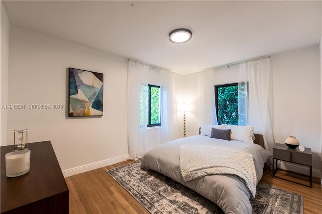 360 NE 87th St, El Portal, FL 33138