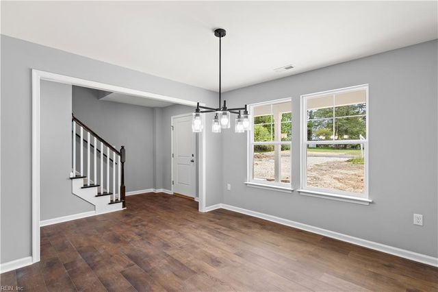 3180 Poplar DR, Smithfield, VA 23430