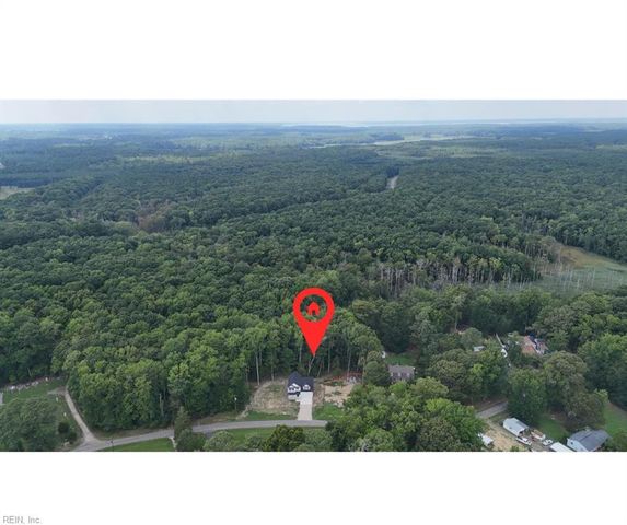 3180 Poplar DR, Smithfield, VA 23430