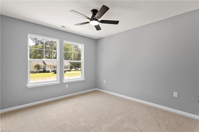 3180 Poplar DR, Smithfield, VA 23430
