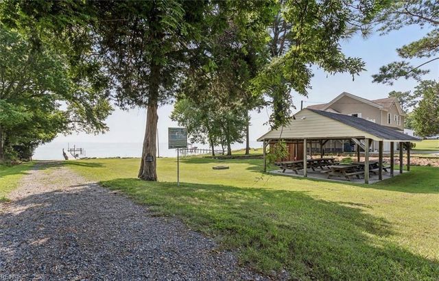 3180 Poplar DR, Smithfield, VA 23430