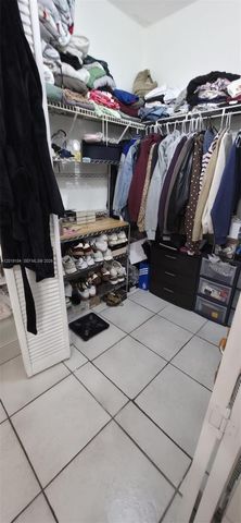 3285 NW 98th St 1, Miami, FL 33147