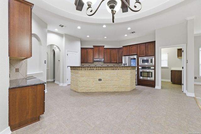 707 ROLLING GRV, San Antonio, TX 78253
