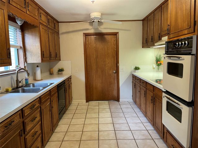 131 County Road 1544, Morgan, TX 76671