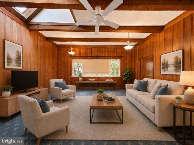 1746 GREEN VALLEY RD, Havertown, PA 19083