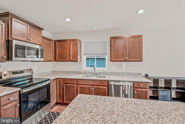 566 MAKERS WAY, Martinsburg, WV 25405