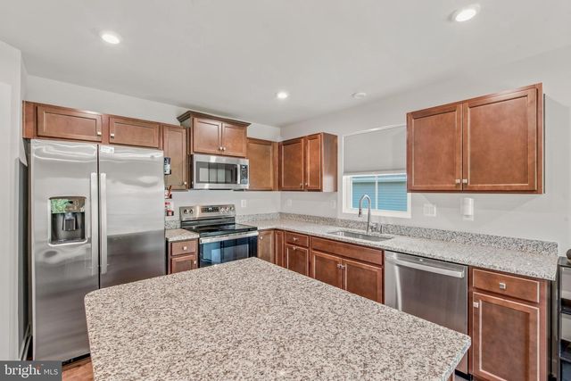 566 MAKERS WAY, Martinsburg, WV 25405