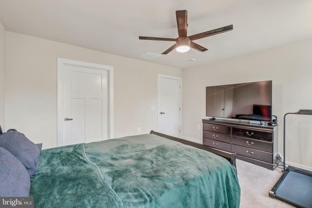 566 MAKERS WAY, Martinsburg, WV 25405