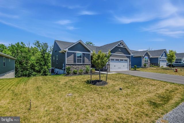 566 MAKERS WAY, Martinsburg, WV 25405