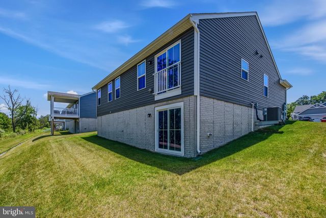 566 MAKERS WAY, Martinsburg, WV 25405