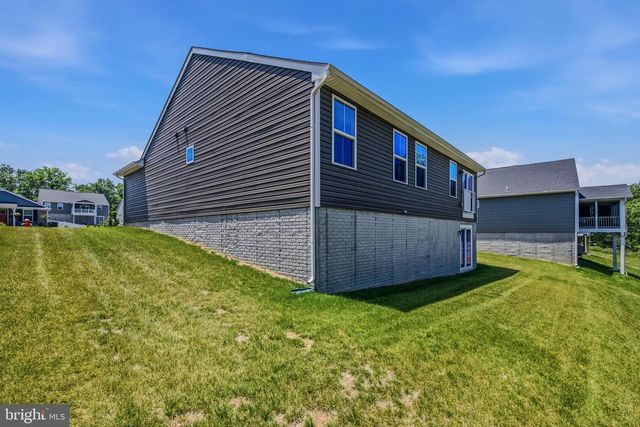 566 MAKERS WAY, Martinsburg, WV 25405