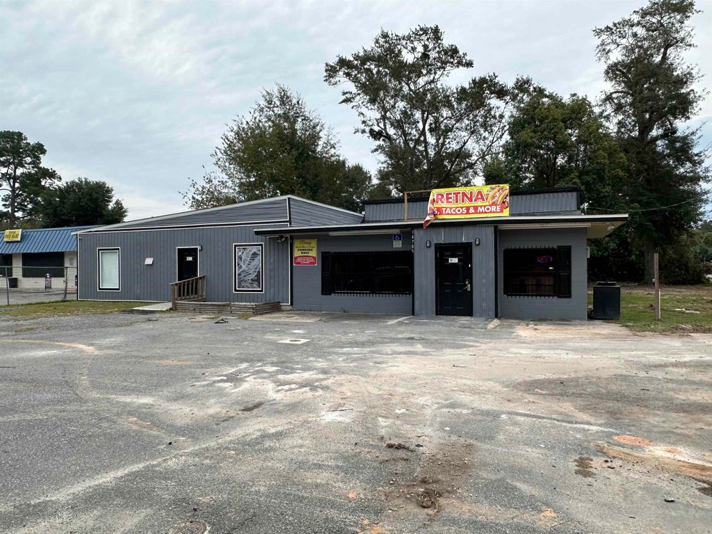 14705 Main St, Gretna, FL 32332
