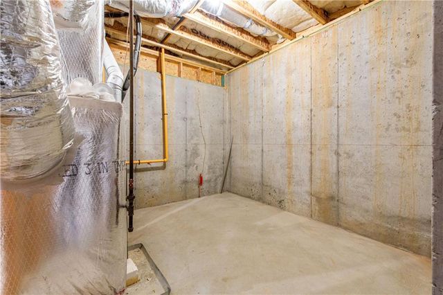 156 Adams Circle NE, Marietta, GA 30060