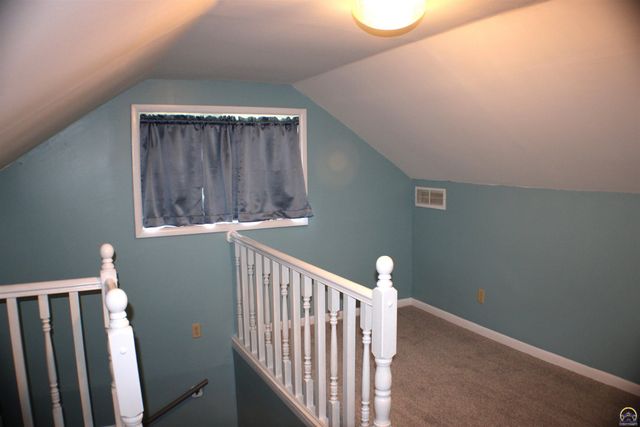 2504 SW Central Park AVE, Topeka, KS 66611