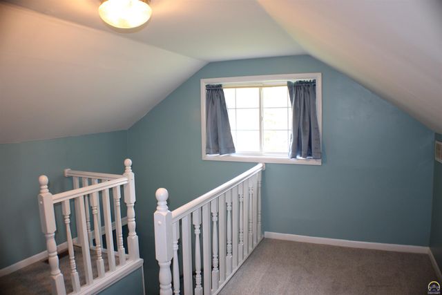 2504 SW Central Park AVE, Topeka, KS 66611