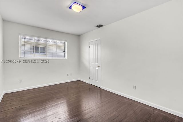 3640 SW 25th St 1, Miami, FL 33133