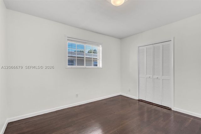 3640 SW 25th St 1, Miami, FL 33133