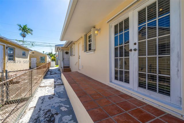 3640 SW 25th St 1, Miami, FL 33133