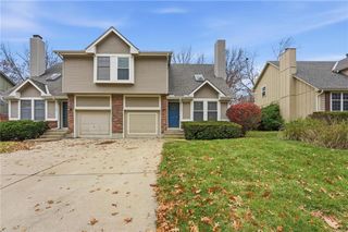 11756 Oakmont Street, Overland Park, KS 66210