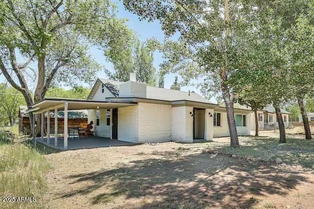 2723 TOWELL Street, Overgaard, AZ 85933