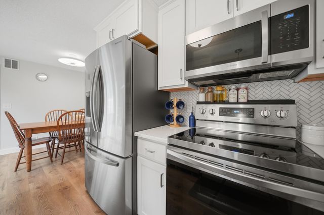 80 Charlotte Street, Manchester, NH 03103