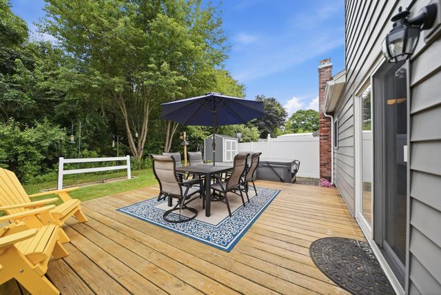 80 Charlotte Street, Manchester, NH 03103
