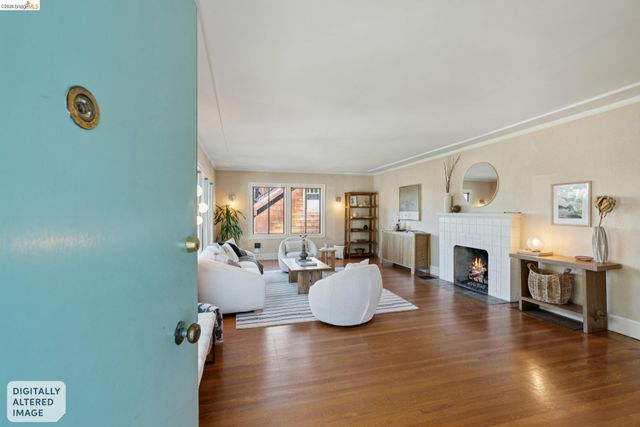 1210 Everett Ave, Oakland, CA 94602