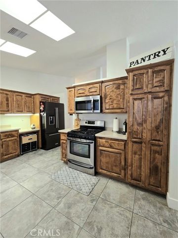 40833 Caballero dr, Cherry Valley, CA 92223