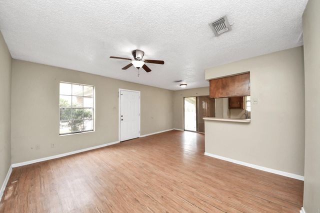 1006 Perry Street 100, Cleveland, TX 77327