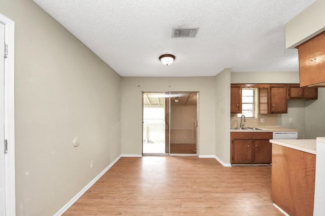 1006 Perry Street 100, Cleveland, TX 77327