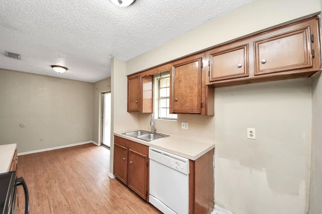 1006 Perry Street 100, Cleveland, TX 77327