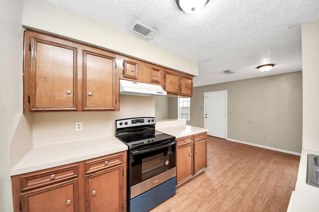 1006 Perry Street 100, Cleveland, TX 77327