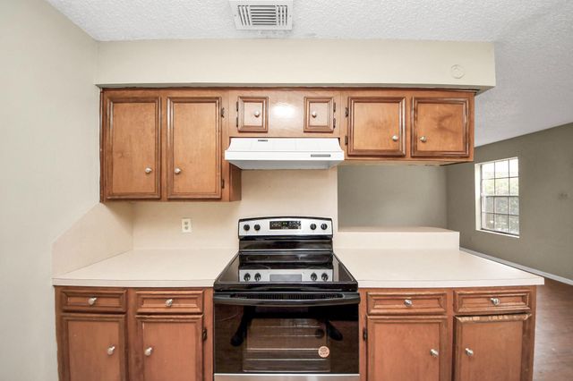 1006 Perry Street 100, Cleveland, TX 77327