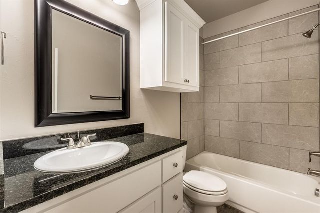 2541 Fallview Drive, Edmond, OK 73034