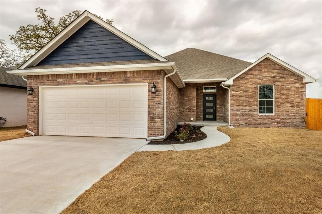 2541 Fallview Drive, Edmond, OK 73034
