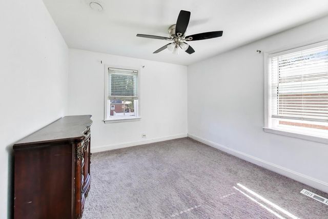 2923 W 97th Street, Evergreen Park, IL 60805