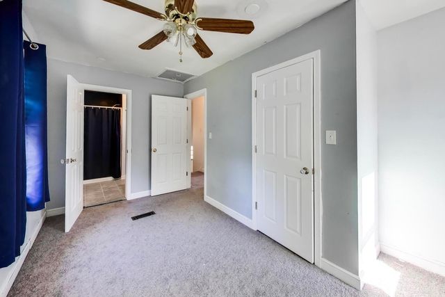 2923 W 97th Street, Evergreen Park, IL 60805