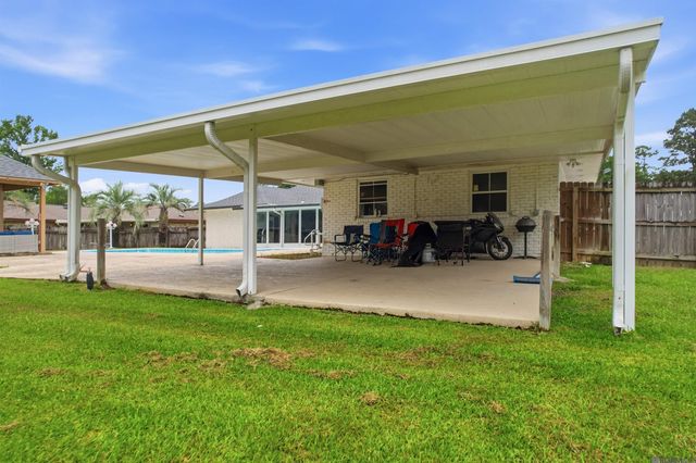 2500 Cavalier Dr, Denham Springs, LA 70726