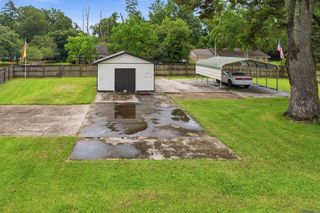 2500 Cavalier Dr, Denham Springs, LA 70726