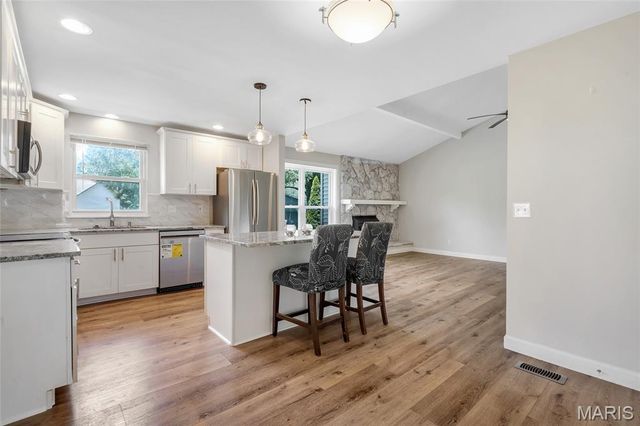 904 Ampere Place, Lake St Louis, MO 63367