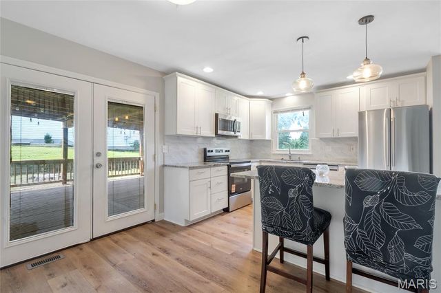 904 Ampere Place, Lake St Louis, MO 63367