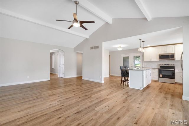 904 Ampere Place, Lake St Louis, MO 63367